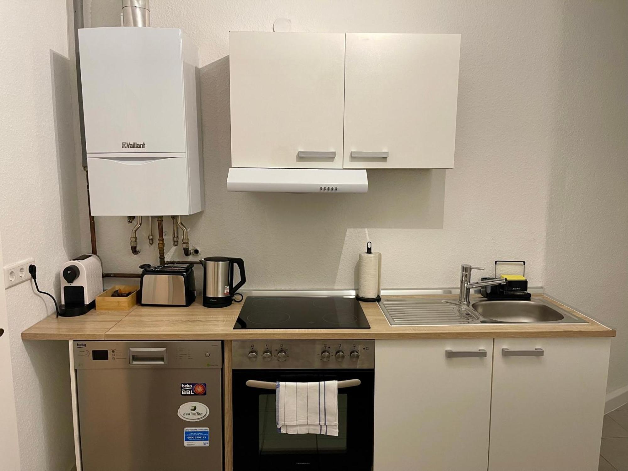 Raha Apartments - Ihr Komfortables Zuhause - Garten - Vollausstattung - Balkon - Parkplatz Kassel Zewnętrze zdjęcie