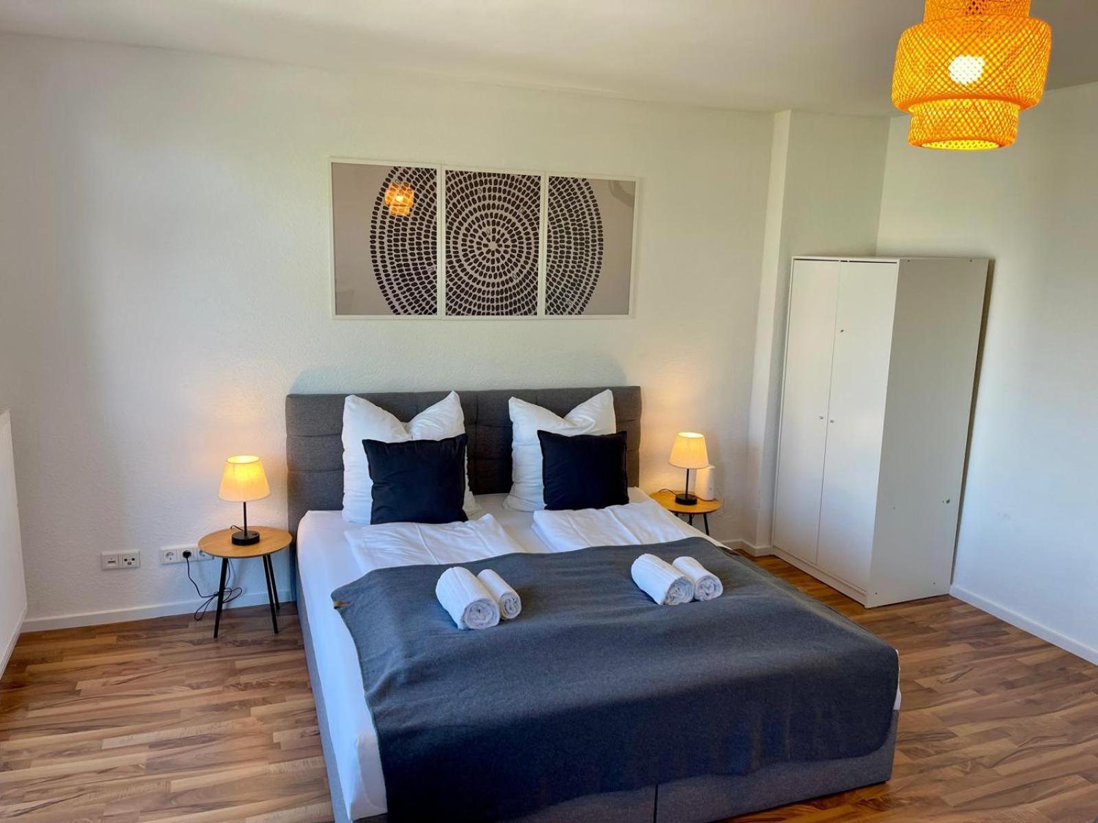 Raha Apartments - Ihr Komfortables Zuhause - Garten - Vollausstattung - Balkon - Parkplatz Kassel Zewnętrze zdjęcie